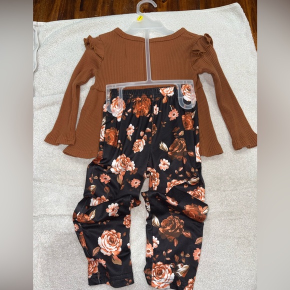 NWOT Brown Kids Matching Set with Floral Pants Size 2-3T - Picture 2 of 3